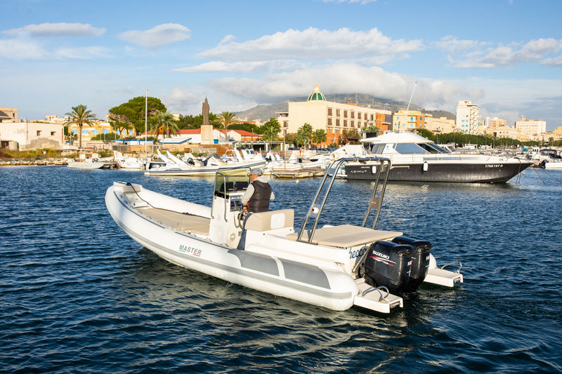Noleggio Gommone Trapani e Favignana